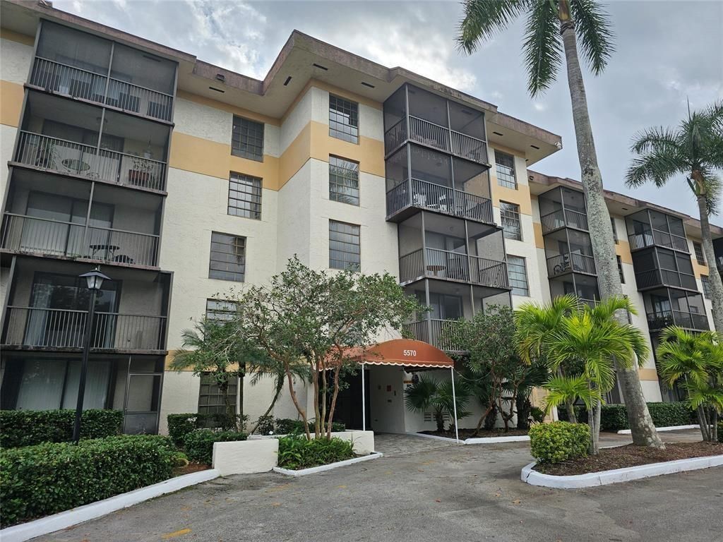 Photo of 5570 NW 44th St #405A, Lauderhill, FL 33319 (MLS # F10539077)