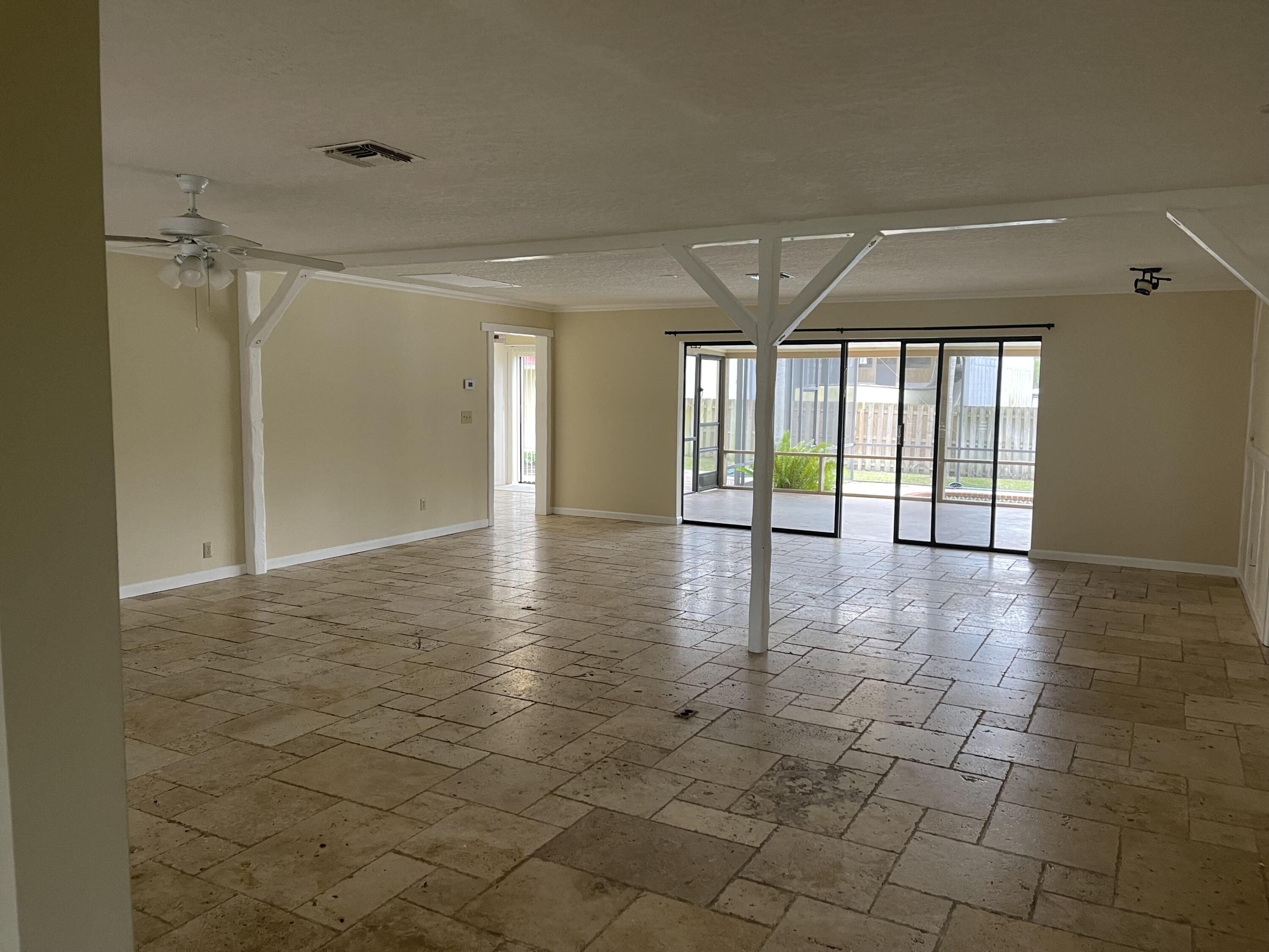 ST LUCIE INLET FARMS - Residential Lease