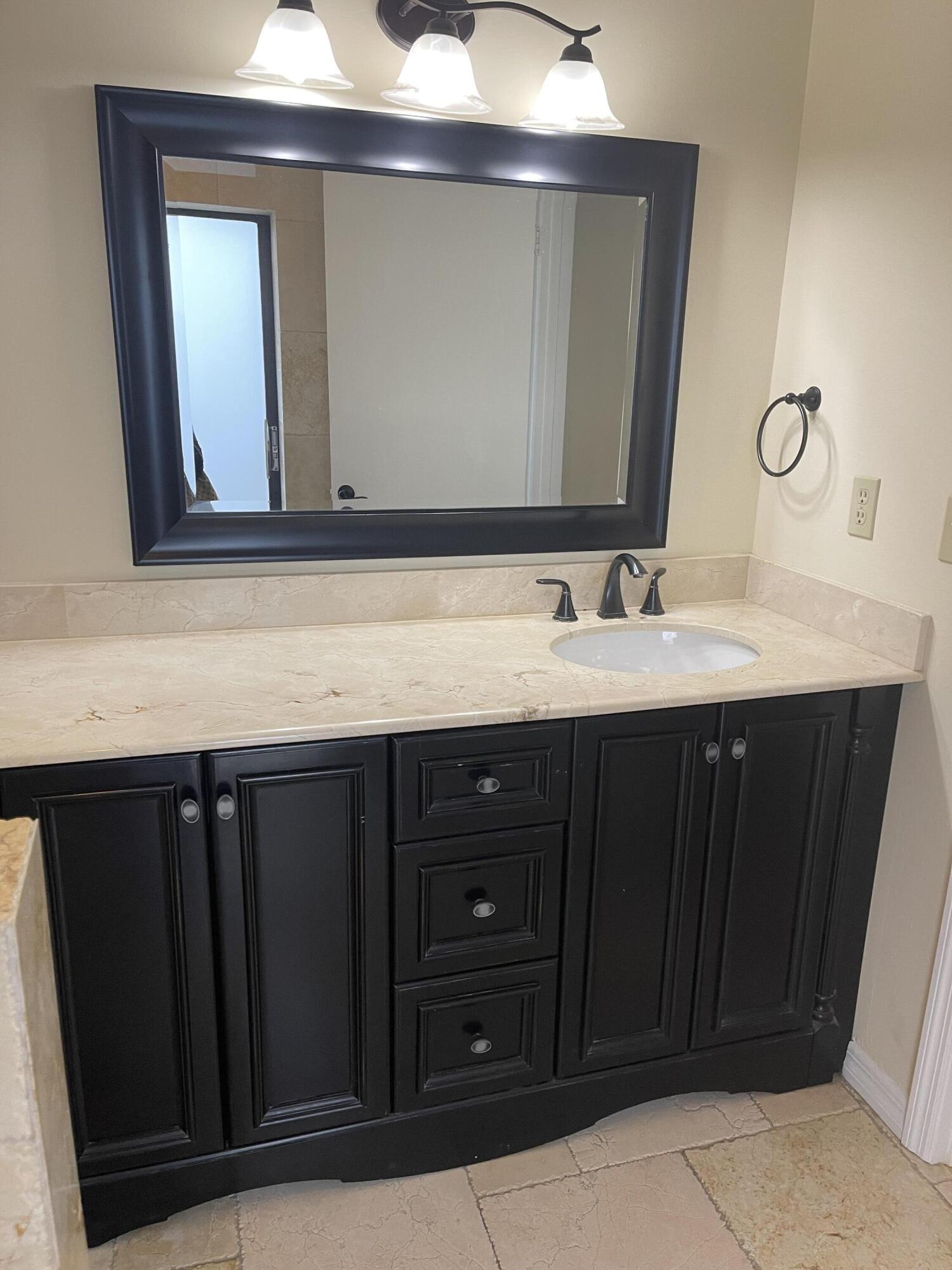 ST LUCIE INLET FARMS - Residential Lease