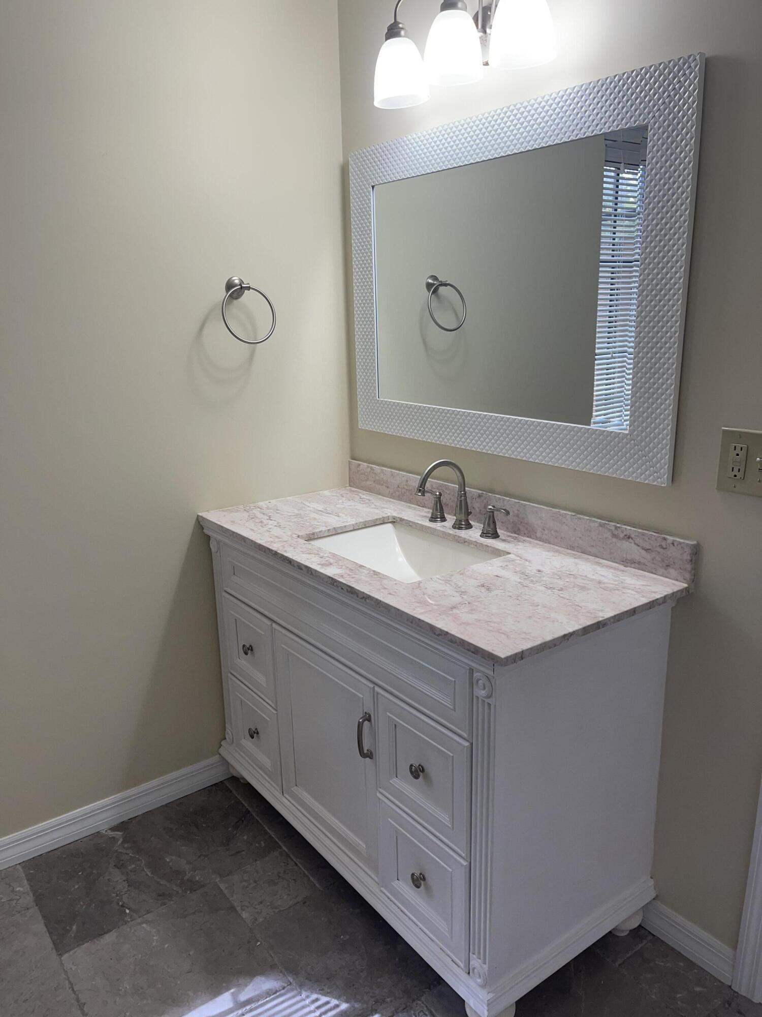 ST LUCIE INLET FARMS - Residential Lease