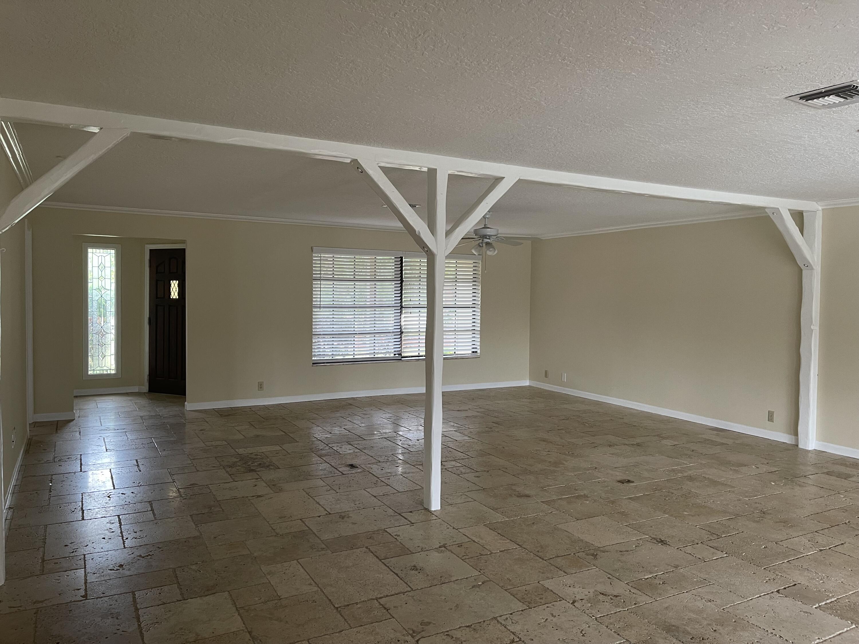 ST LUCIE INLET FARMS - Residential Lease