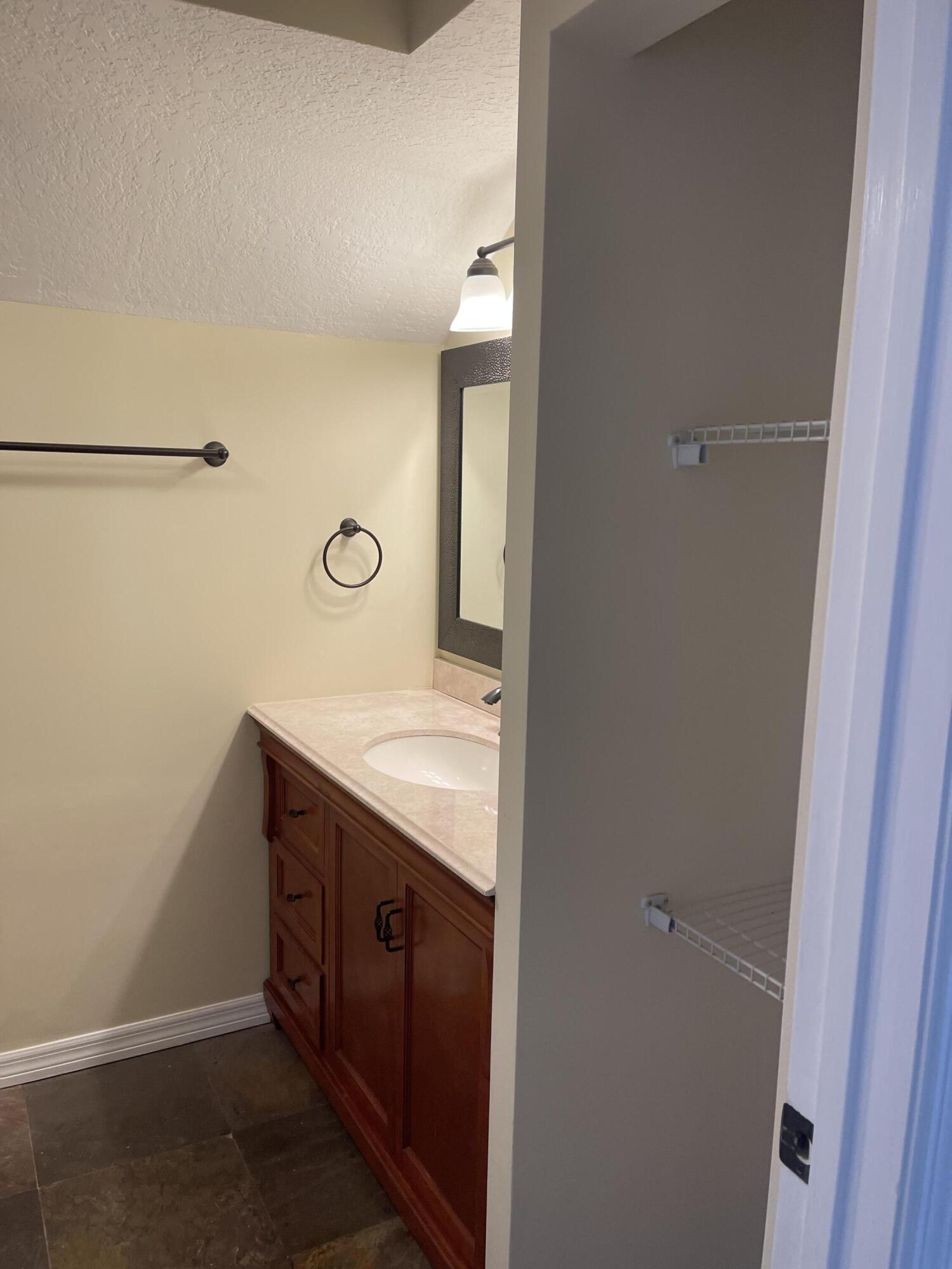 ST LUCIE INLET FARMS - Residential Lease