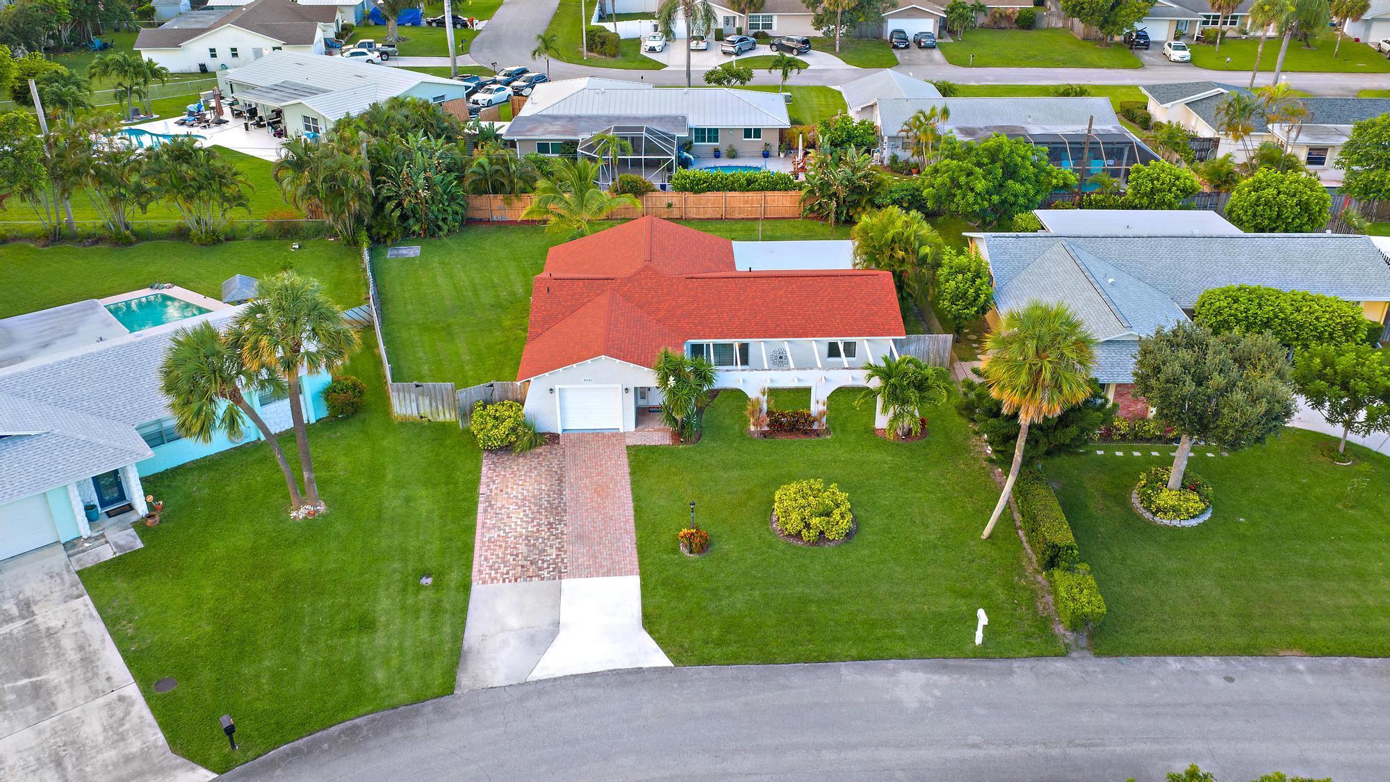 PALM BEACH GARDENS 5 - Residential Lease