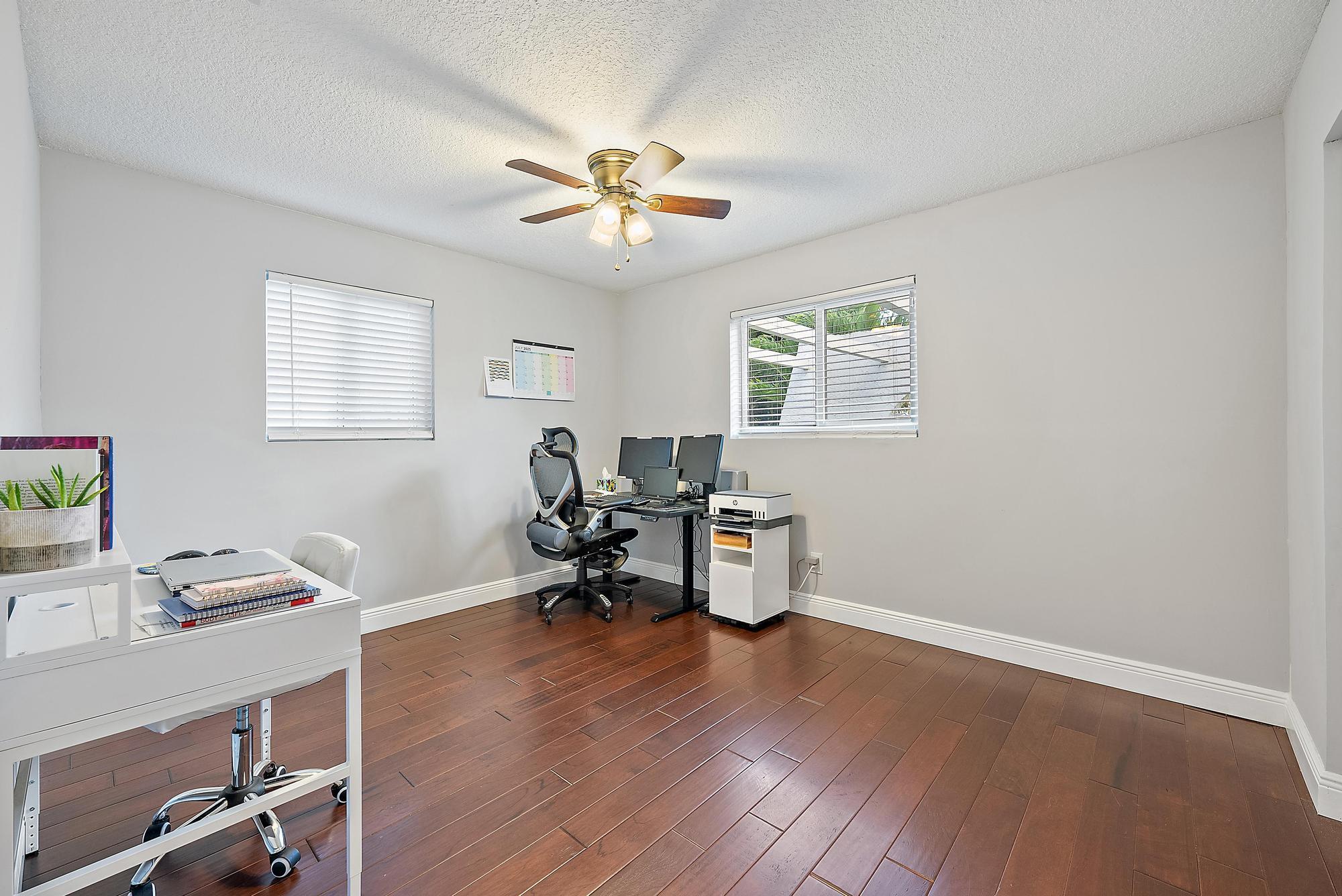 PALM BEACH GARDENS 5 - Residential Lease