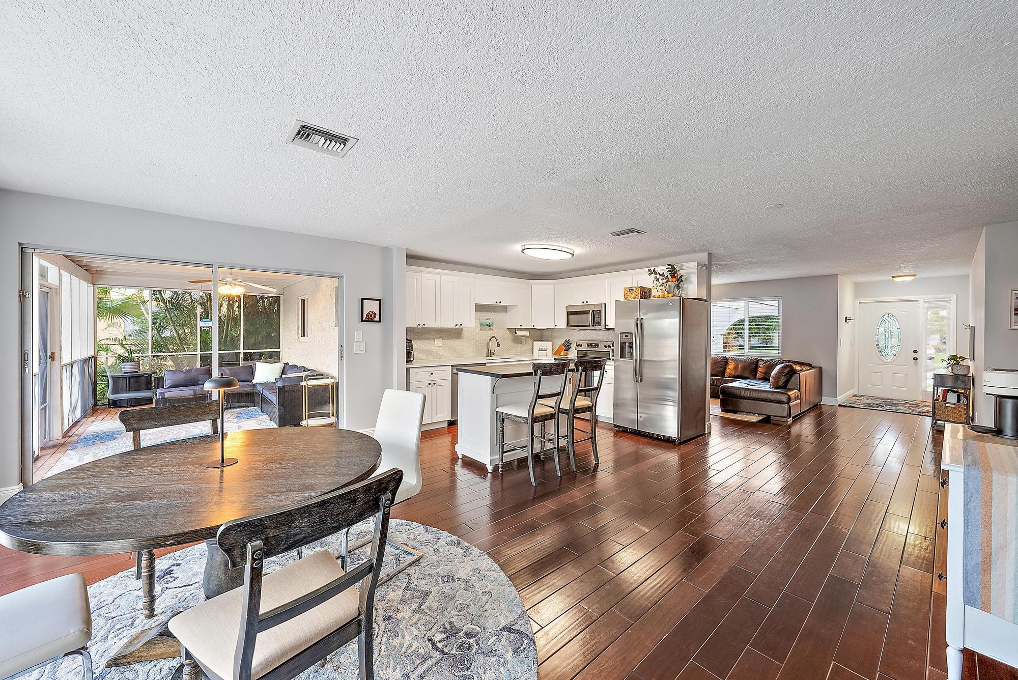 PALM BEACH GARDENS 5 - Residential Lease