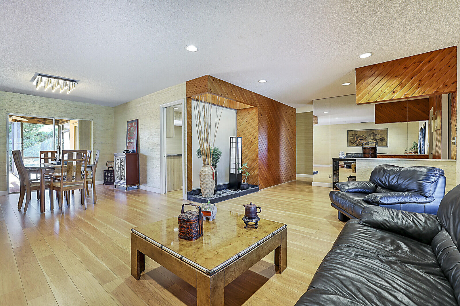 PGA NATIONAL GOLF CLUB ESTS NO 1 - Residential