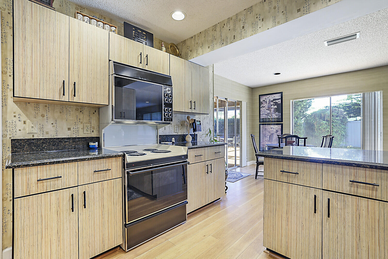 PGA NATIONAL GOLF CLUB ESTS NO 1 - Residential