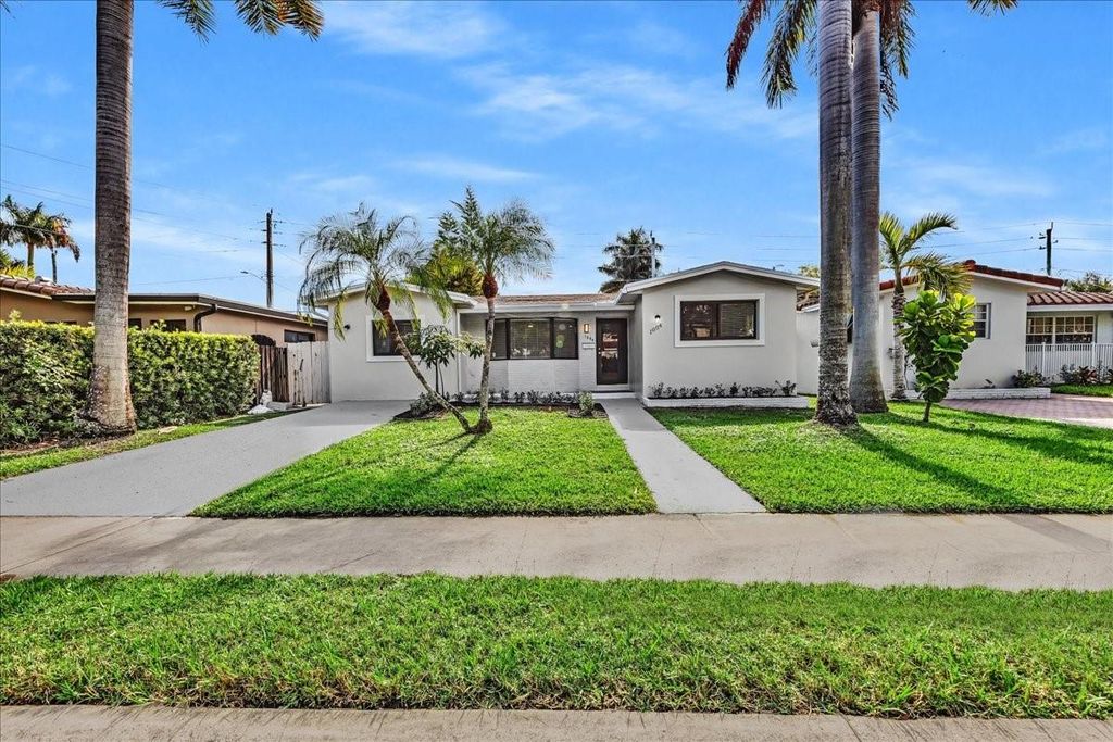 Photo of 1004 Johnson St, Hollywood, FL 33019 (MLS # F10540917)