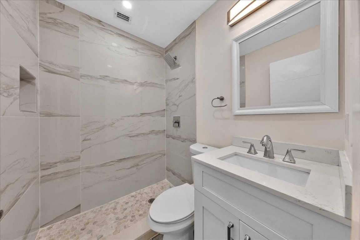 Hollywood Lakes - Residential