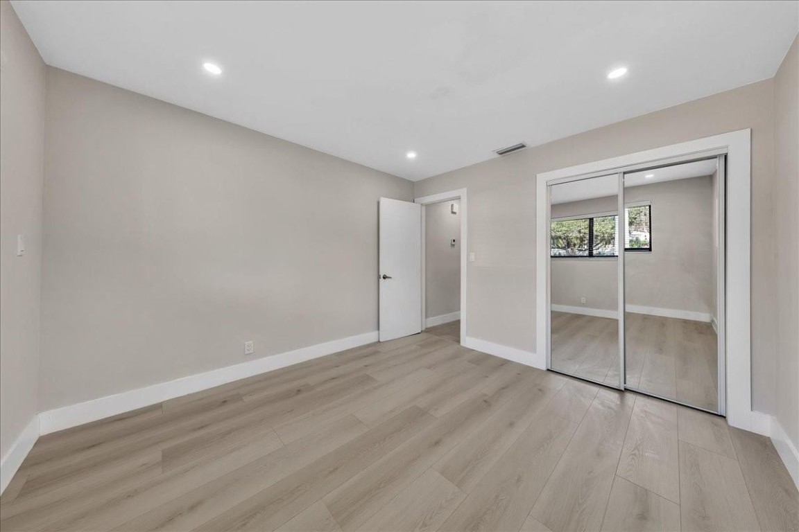 Hollywood Lakes - Residential