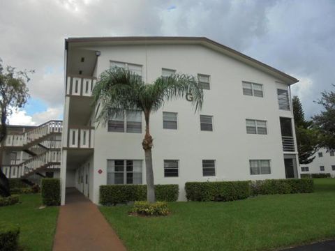 Condominium in Boca Raton FL 279 Mansfield G.jpg