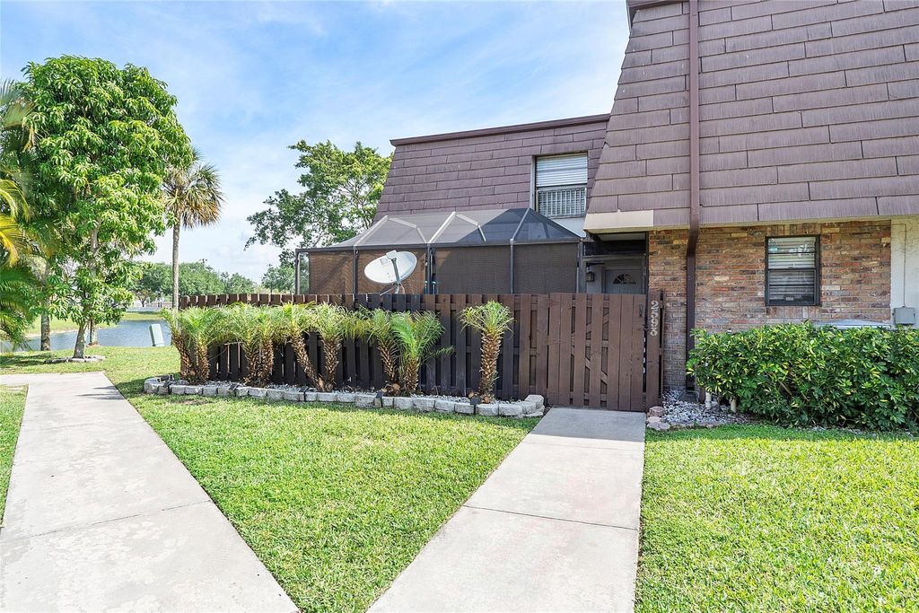 Photo of 2593 NW 99th Avenue, Coral Springs, FL 33065 (MLS # F10432225)