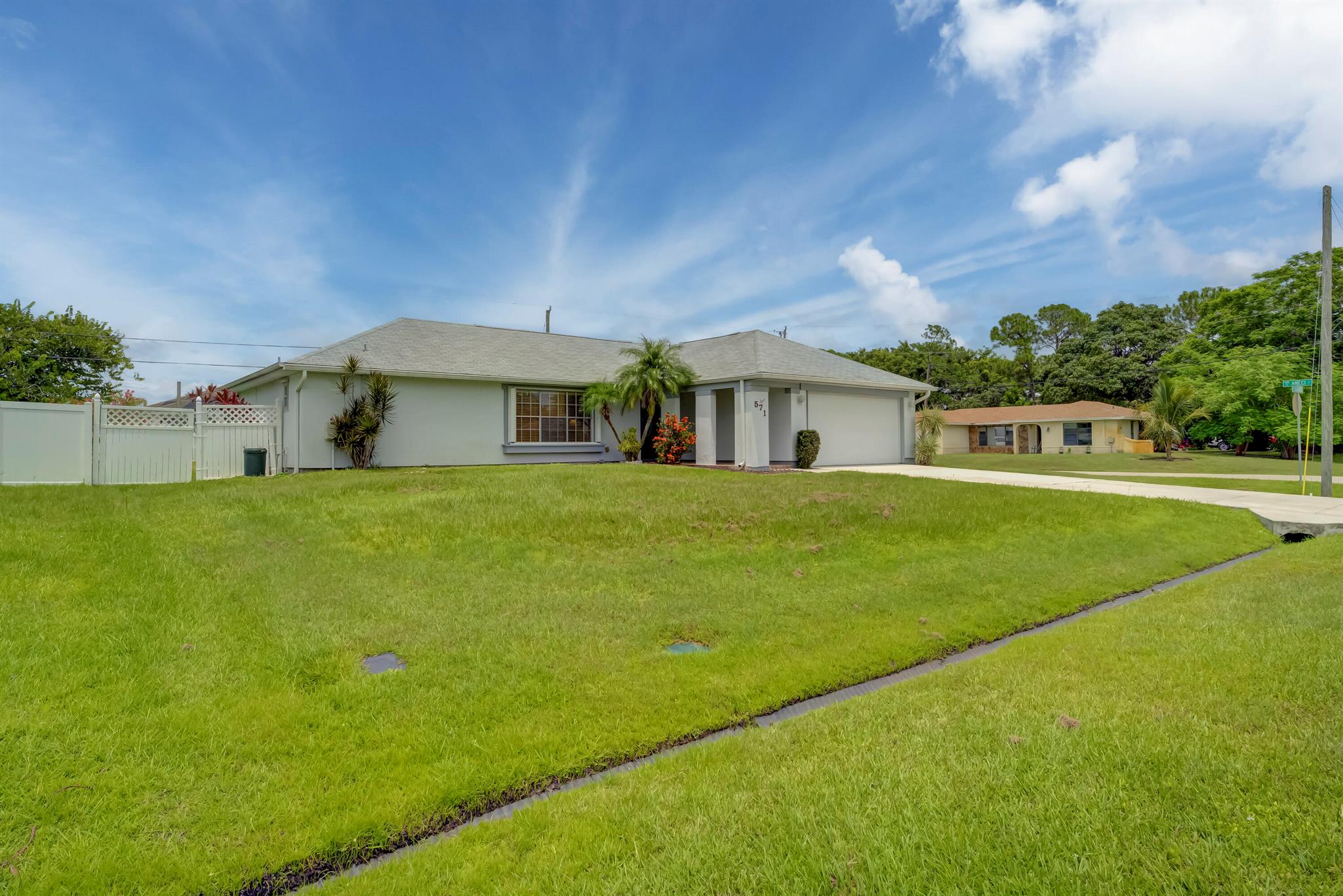 PORT ST LUCIE SECTION 13 - Residential