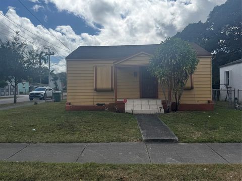 1300 NW 42nd St Miami FL 33142