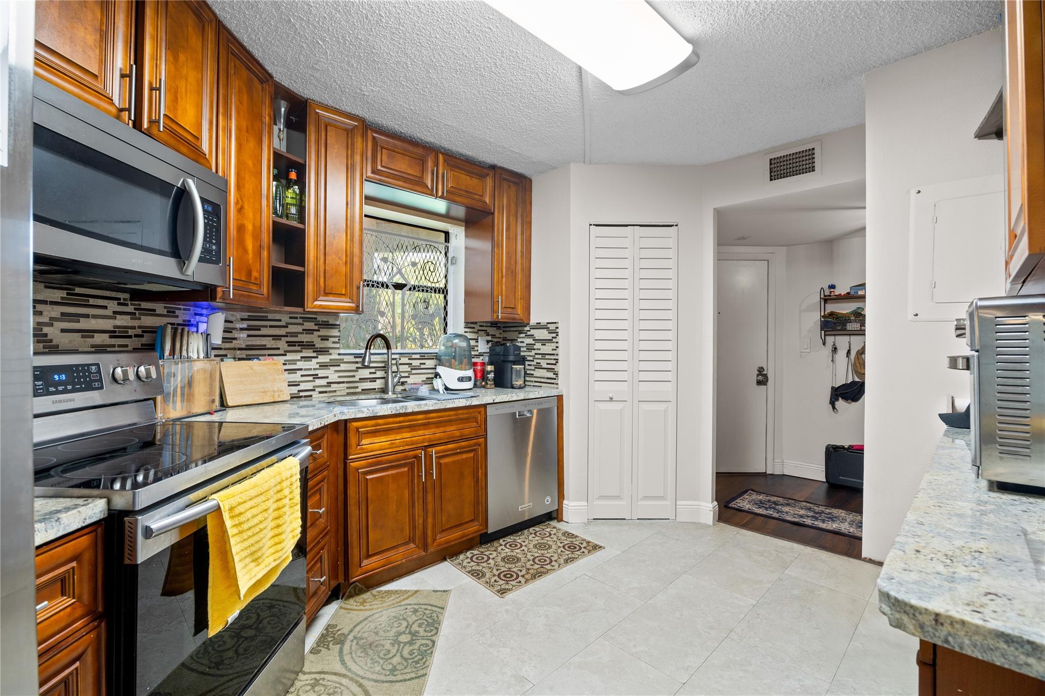 Plantation Club - Residential