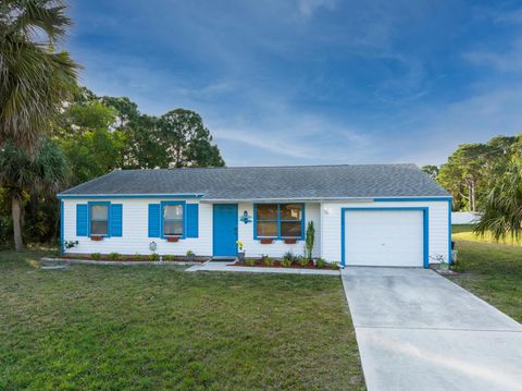 A home in Port Saint Lucie