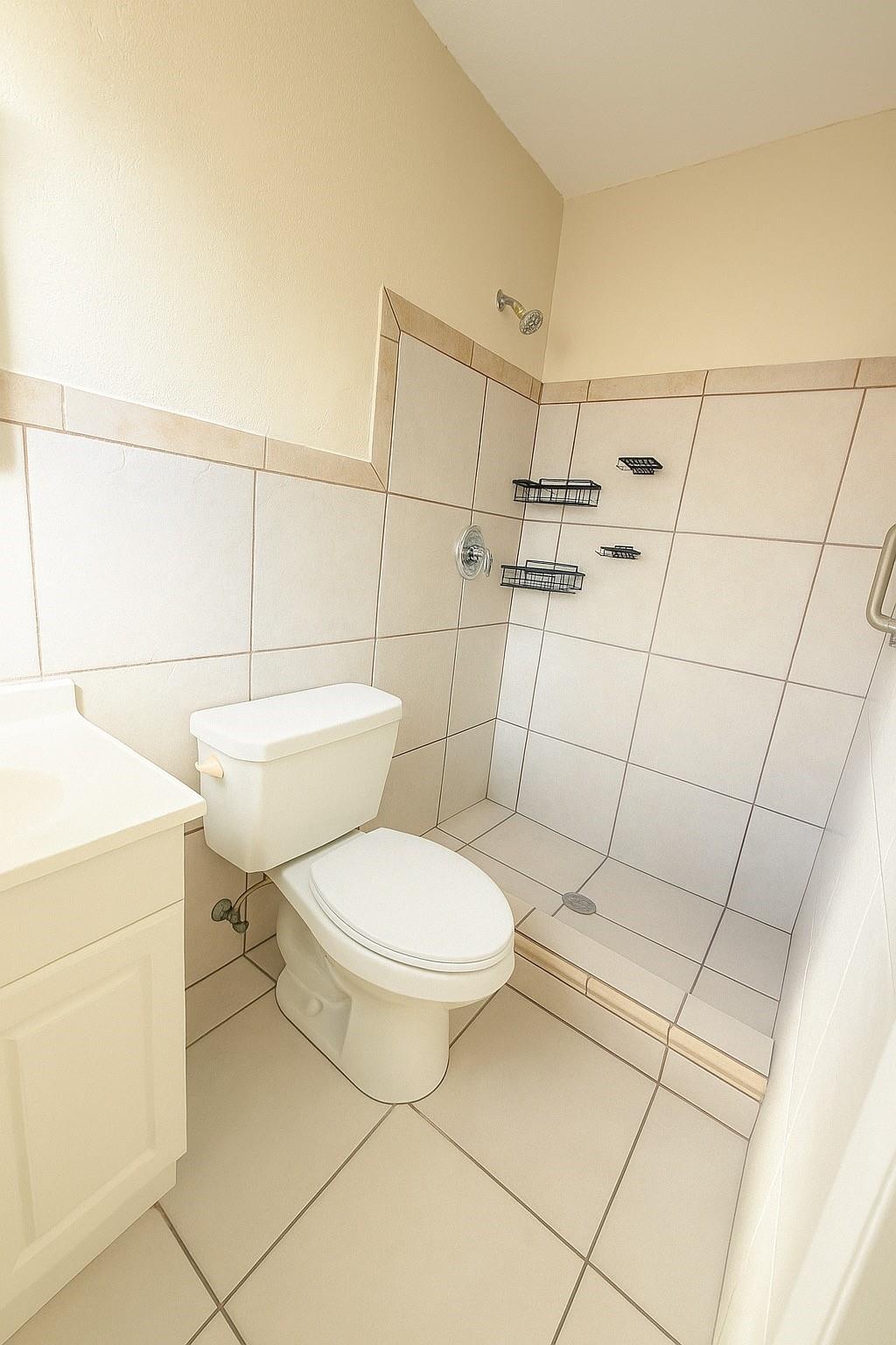 Driftwood Acres 15 45-16 - Residential Lease