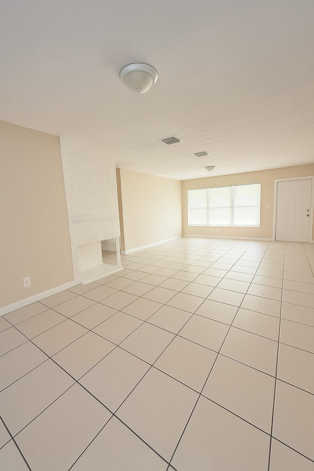 Driftwood Acres 15 45-16 - Residential Lease