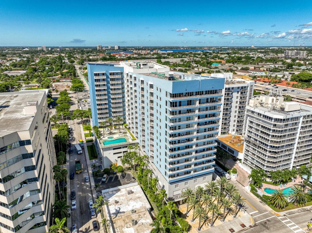 Photo of 1551 N Flagler Drive #Uph 8, West Palm Beach, FL 33401 (MLS # R11134967)