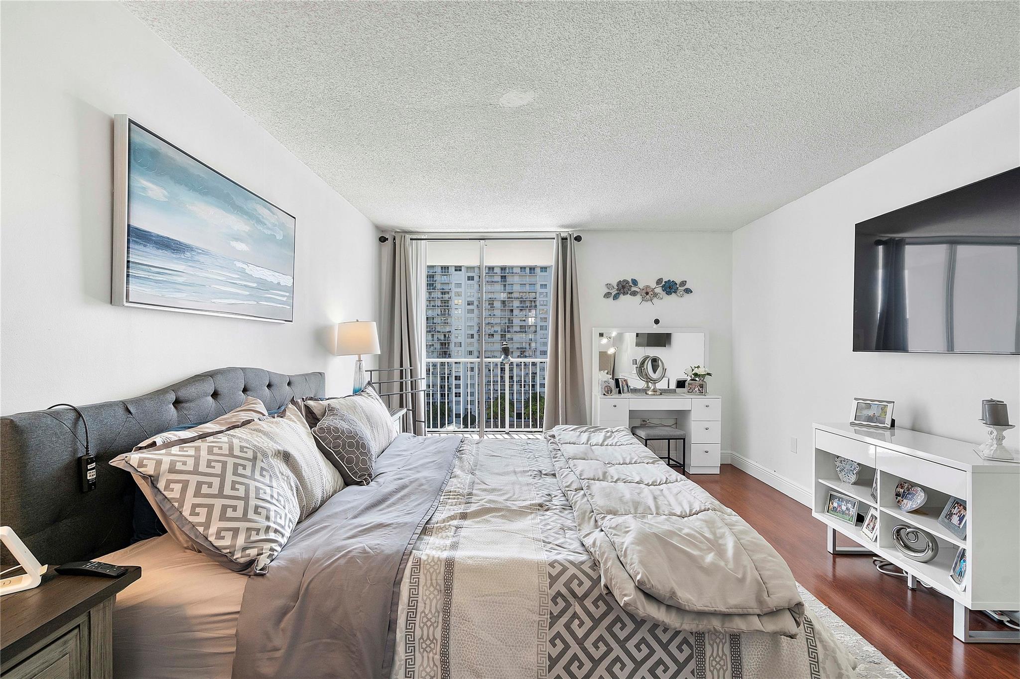 Admirals Port Condo East - Residential