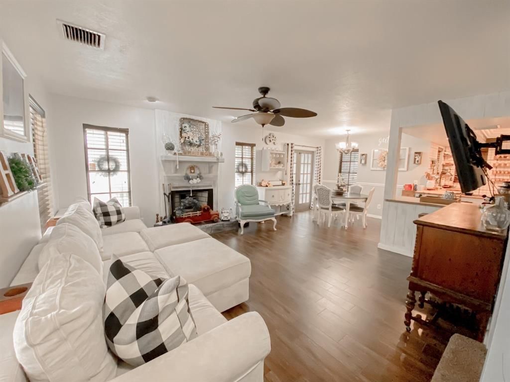 Photo of 7701 Lakeland Boulevard Blvd, Fort Pierce, FL 34951 (MLS # R10813081)