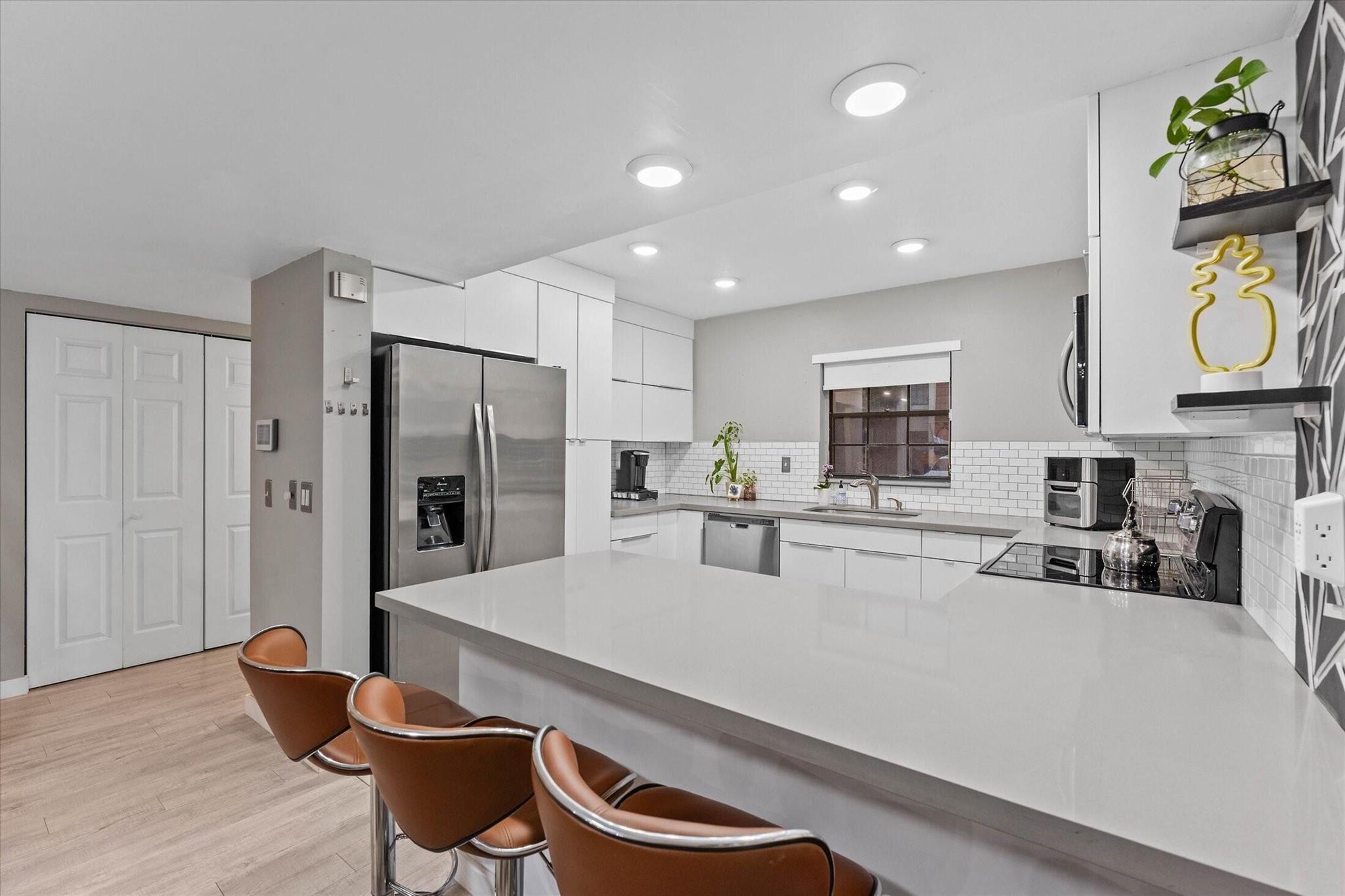 184 NW 115th Terrace