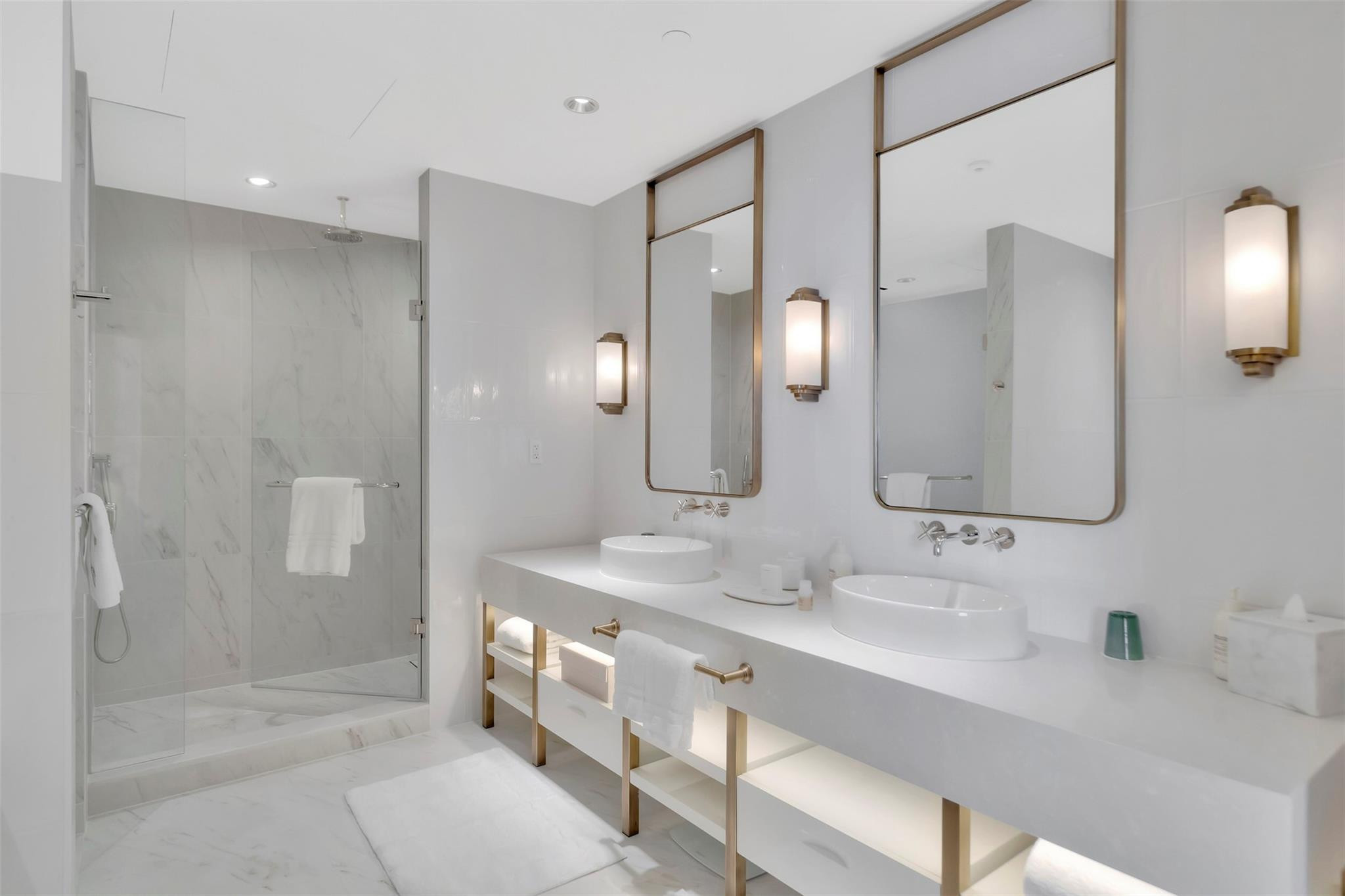 Four Seasons - Residential