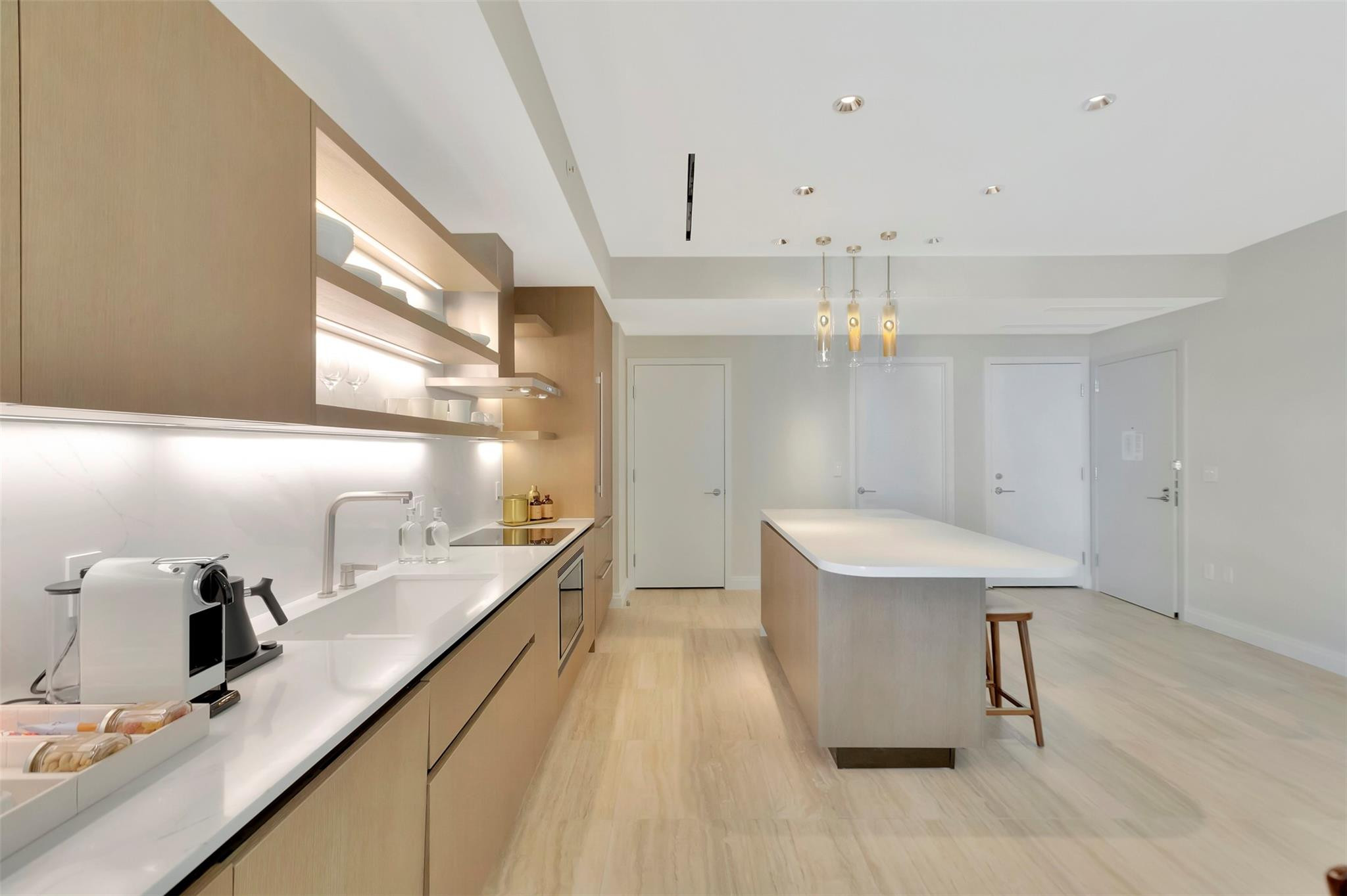 Four Seasons - Residential