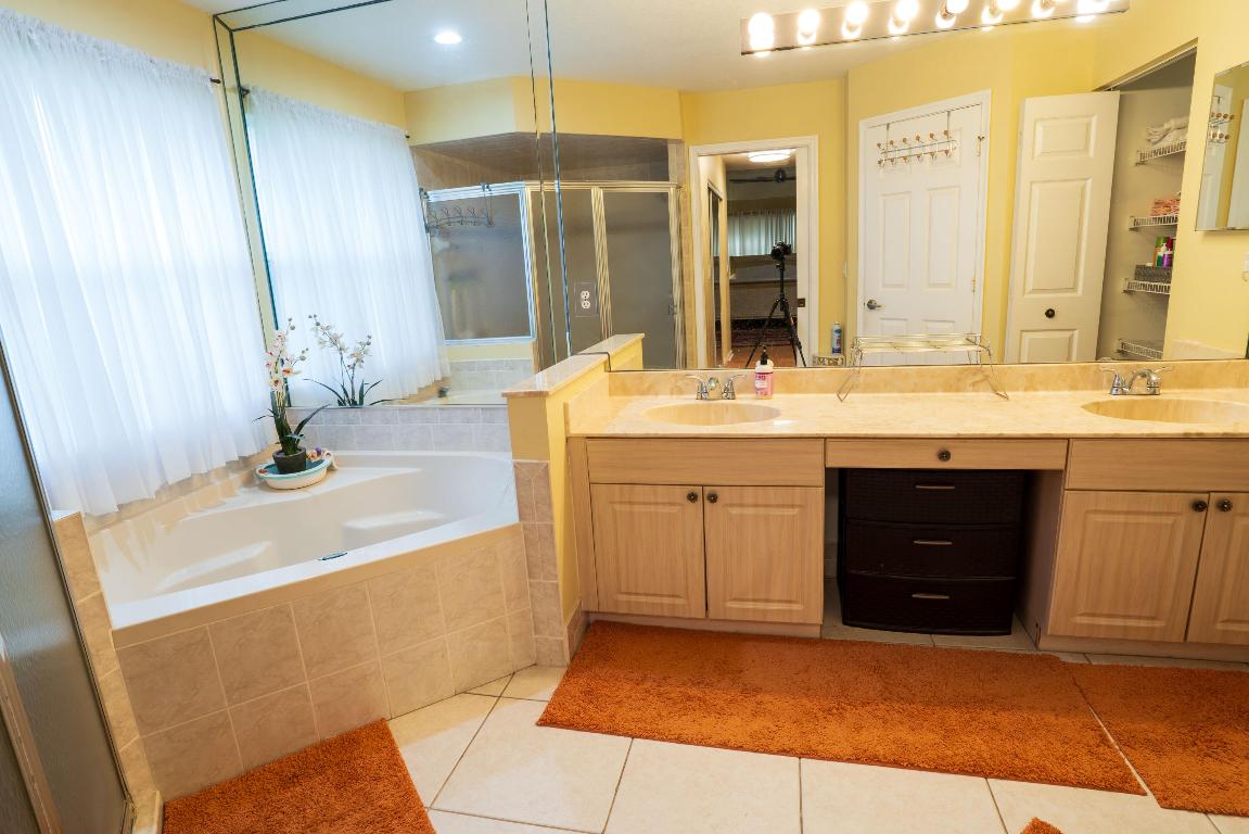 ESTATES OF ROYAL PALM BEACH 4 - Residential