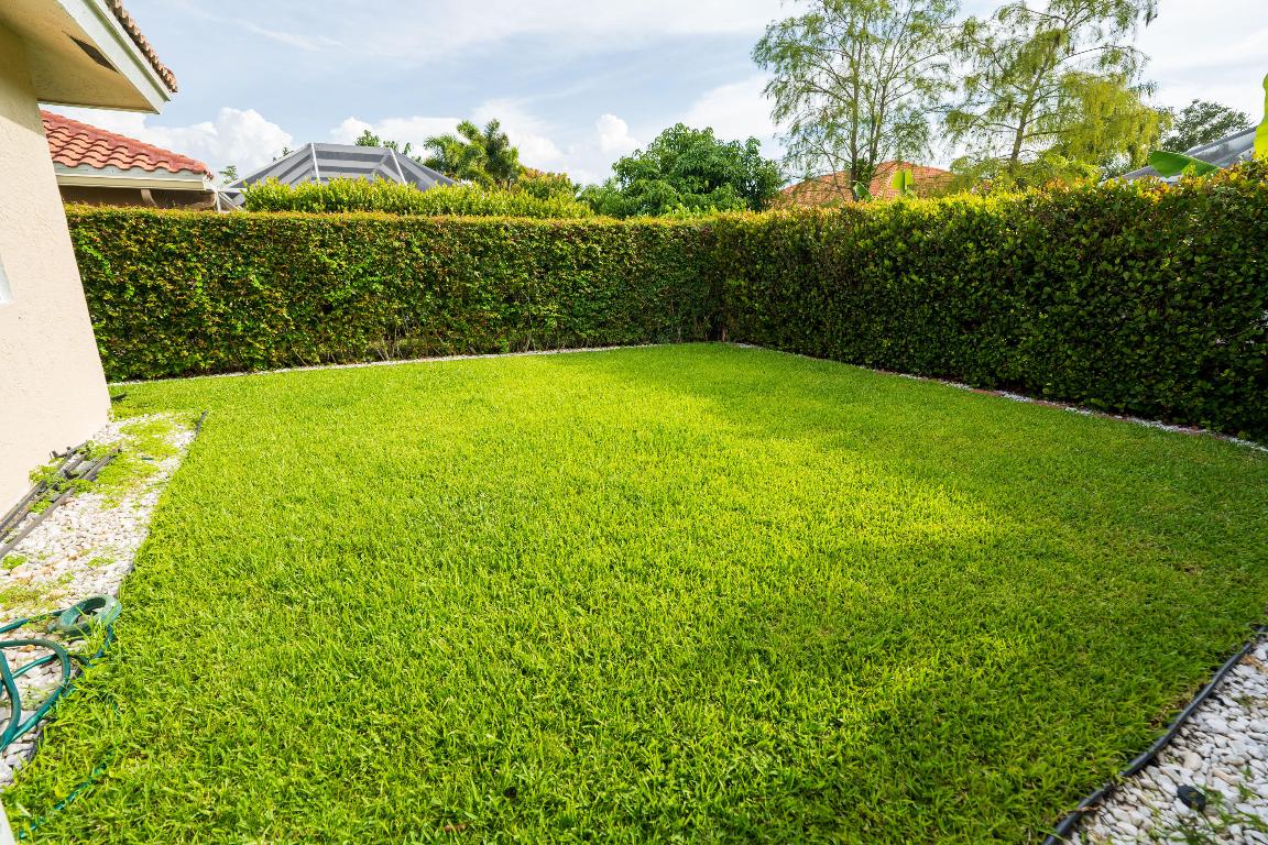 ESTATES OF ROYAL PALM BEACH 4 - Residential