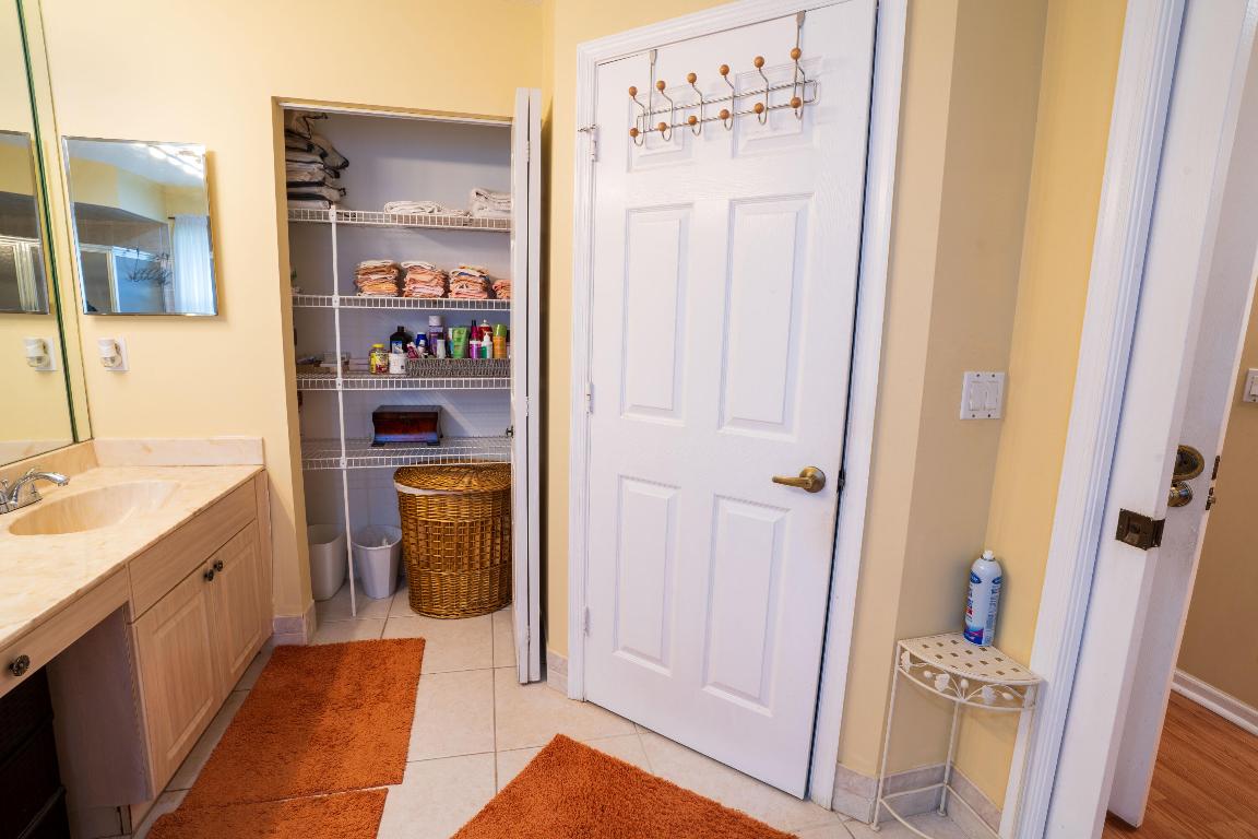 ESTATES OF ROYAL PALM BEACH 4 - Residential