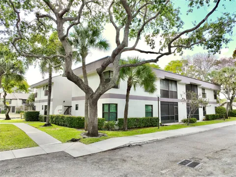 4754 N Carambola Cir N Unit 4754, Coconut Creek, FL MLS: F10502231