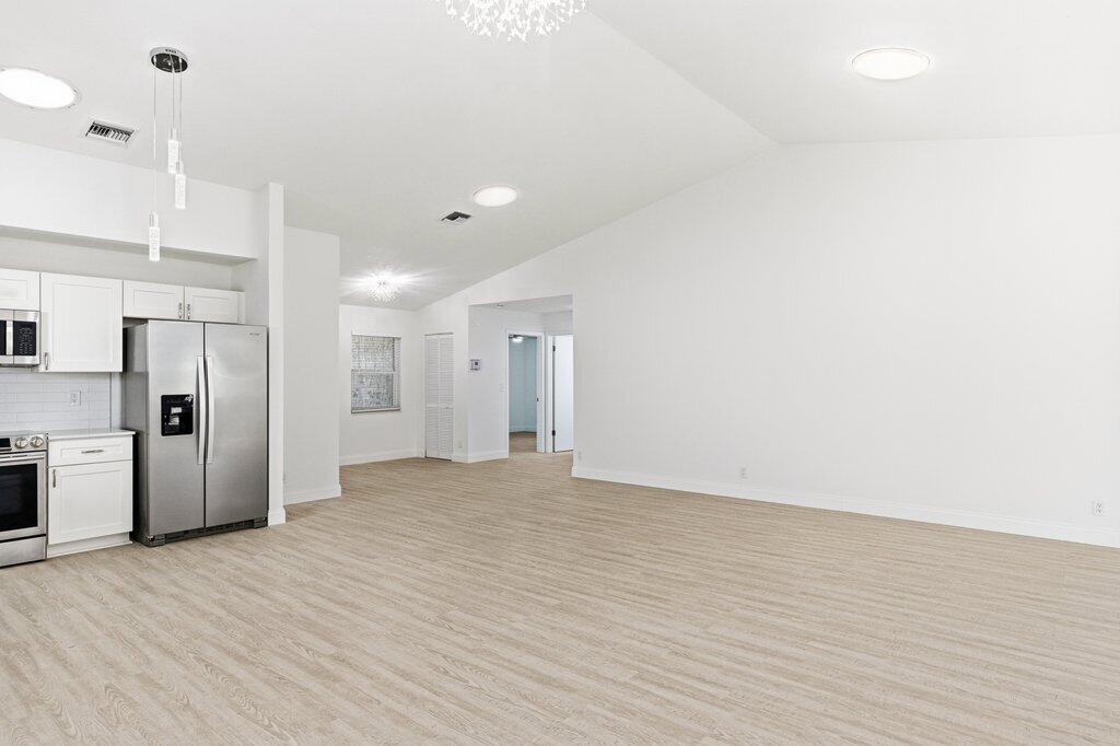 CYPRESS LAKES 9 - Residential