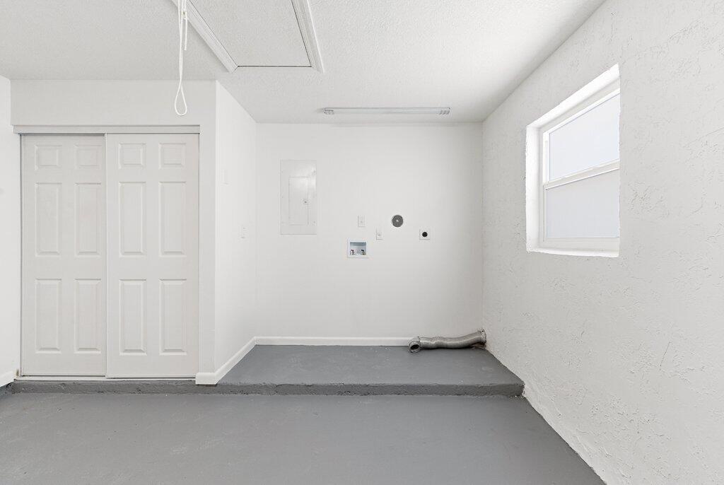 CYPRESS LAKES 9 - Residential