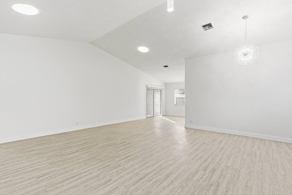 CYPRESS LAKES 9 - Residential