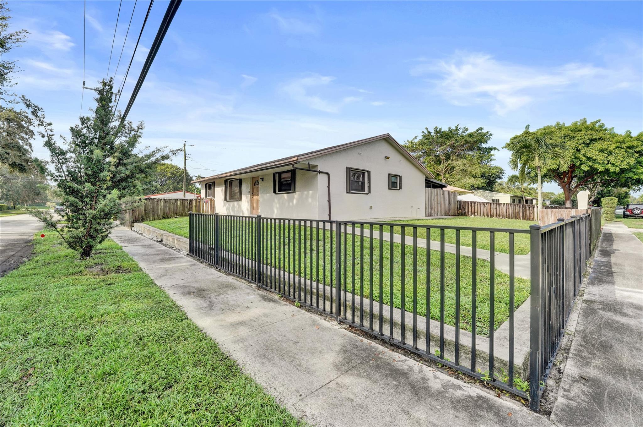 Discover this charming 3BR/2BA home in Driftwood Estates. With 1,350 sq ft of living space, this single-story gem boasts an updated kitchen, sleek marble floors, and a generous screened patio, perfect for seamless indoor-outdoor living. Enjoy a private, fenced yard with a large storage shed and a driveway that accommodates multiple cars. Nestled on a corner lot, there’s room to relax, garden, or even add a pool. This home combines solid construction with modern updates. Centrally located near top schools, hospitals, shopping, and major highways, it offers the perfect balance of comfort and convenience for today’s lifestyle. This home is being provided with a full home warranty for the buyer's peace of mind.