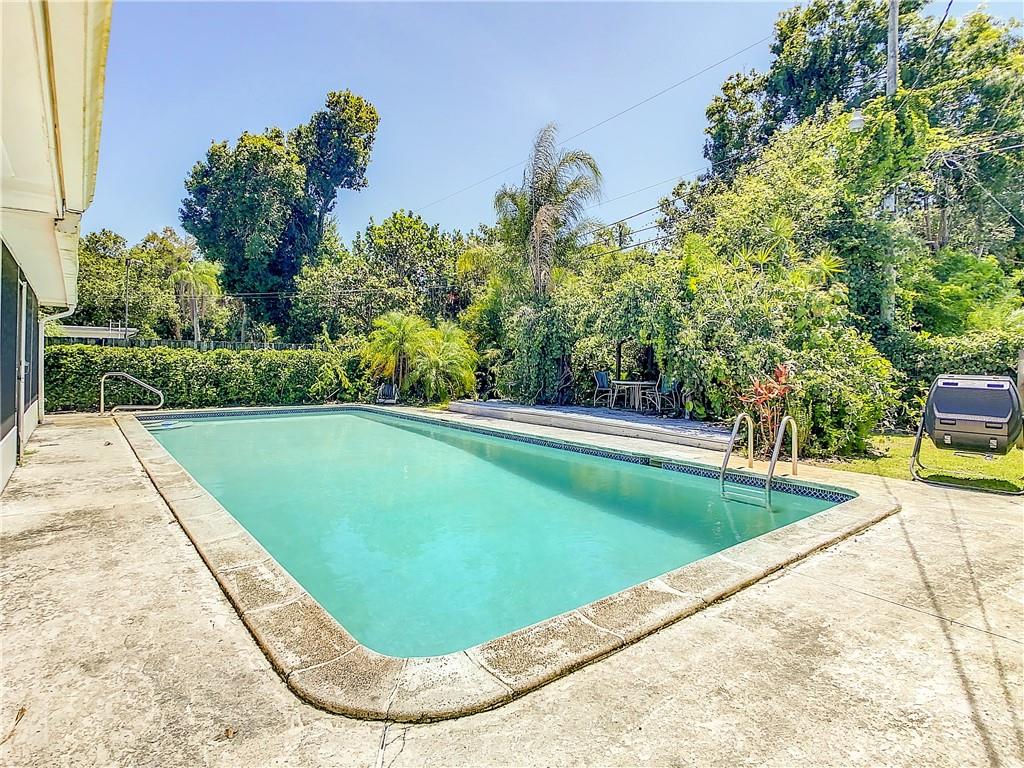 Grove Estates - Residential