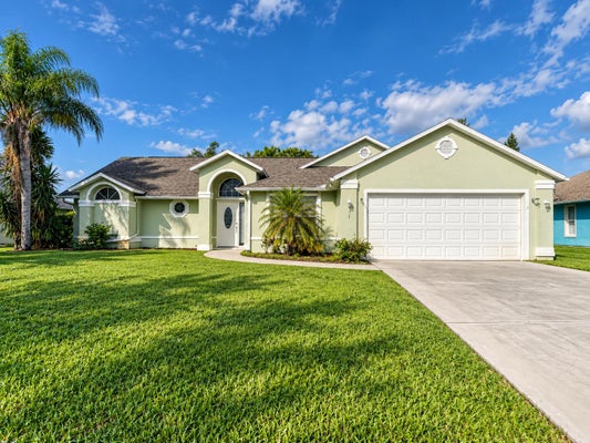 107 KEYSTONE DR, SEBASTIAN, FL 32958 - Image 1a619c395140eb4f117acae05ed77310/1155736473