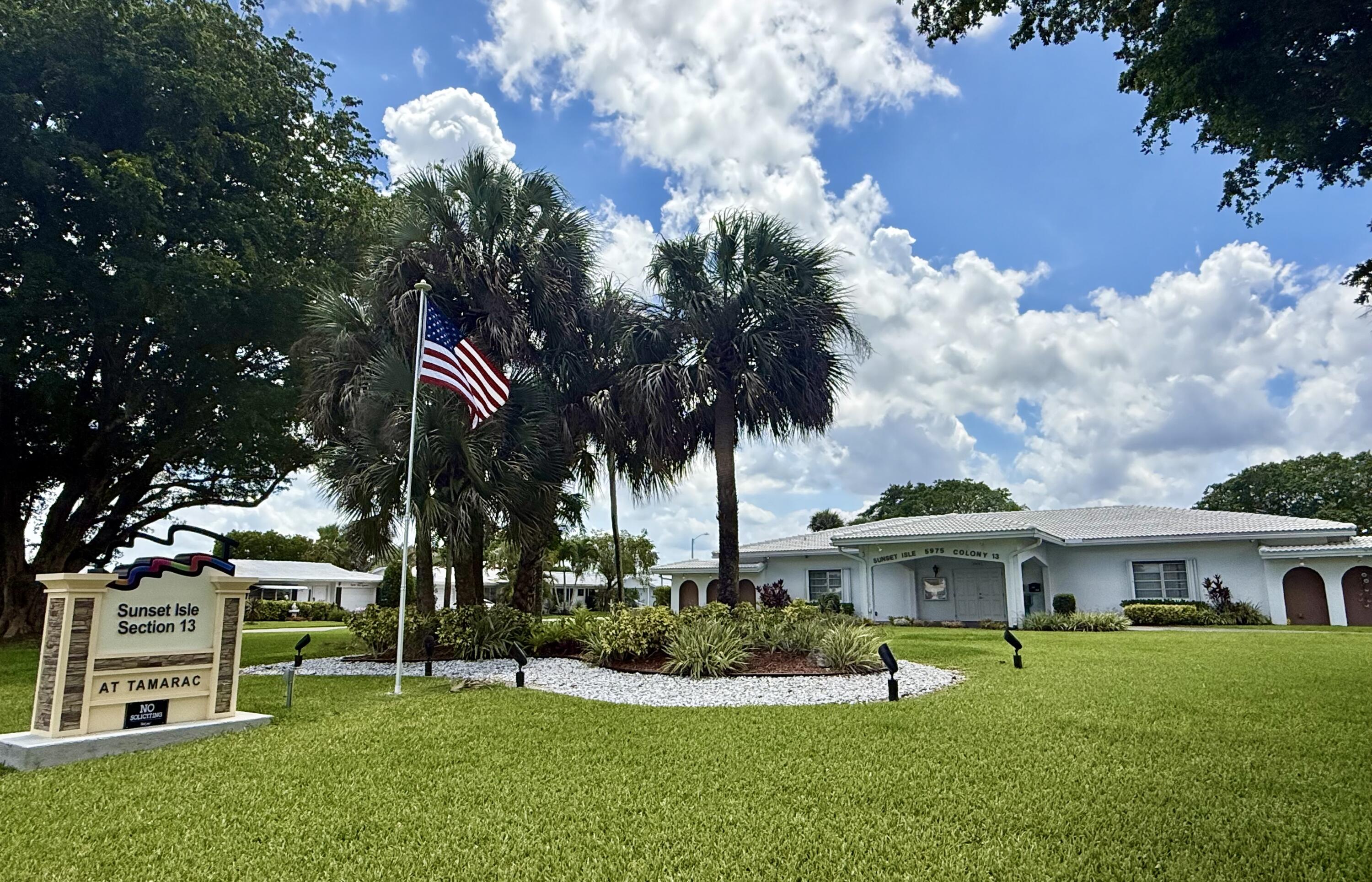 MAINLANDS OF TAMARAC LAKES - Residential