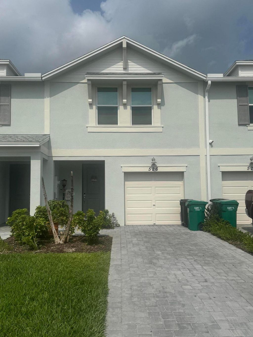 Photo of 526 Salisbury Circle, Fort Pierce, FL 34982 (MLS # B26034804)