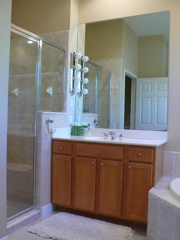 Clubside - Residential Lease