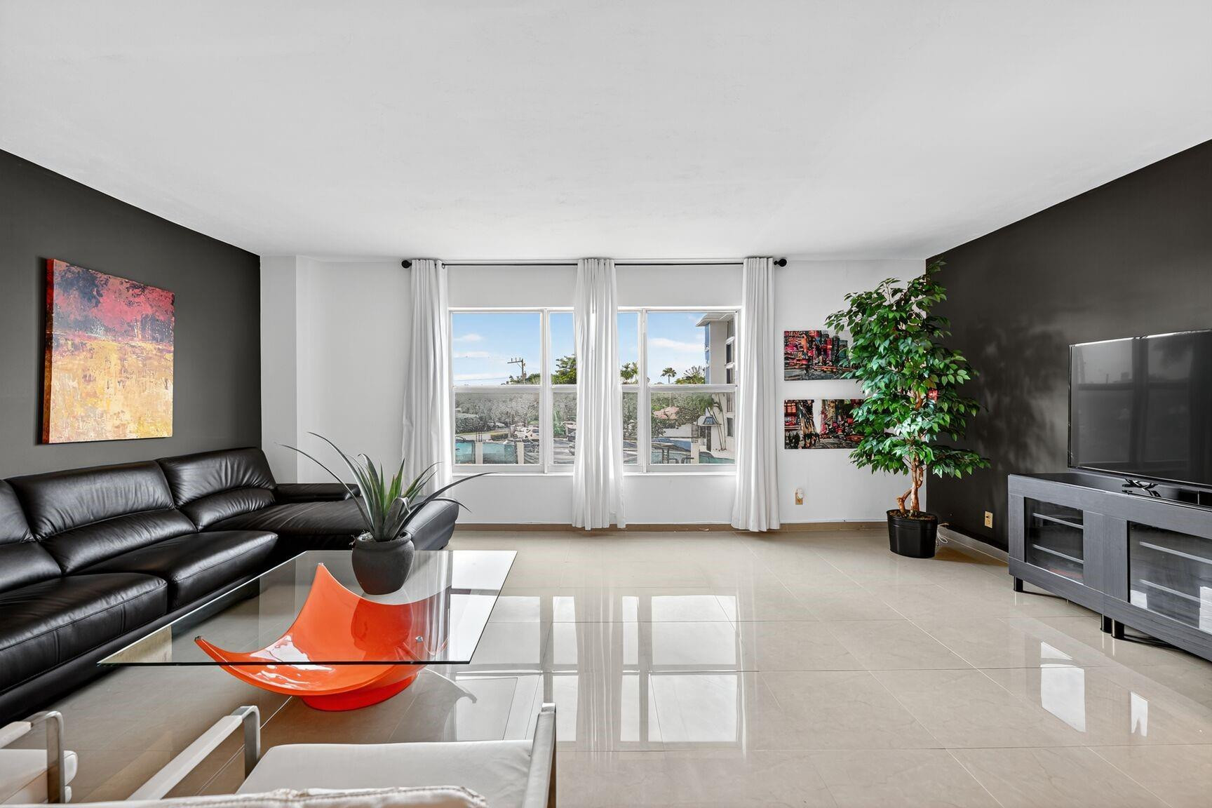 1881 Middle River Drive 301