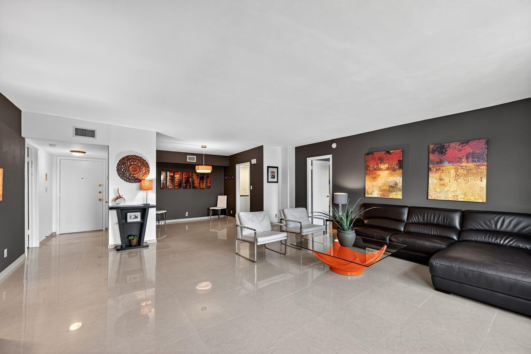 1881 Middle River Drive 301