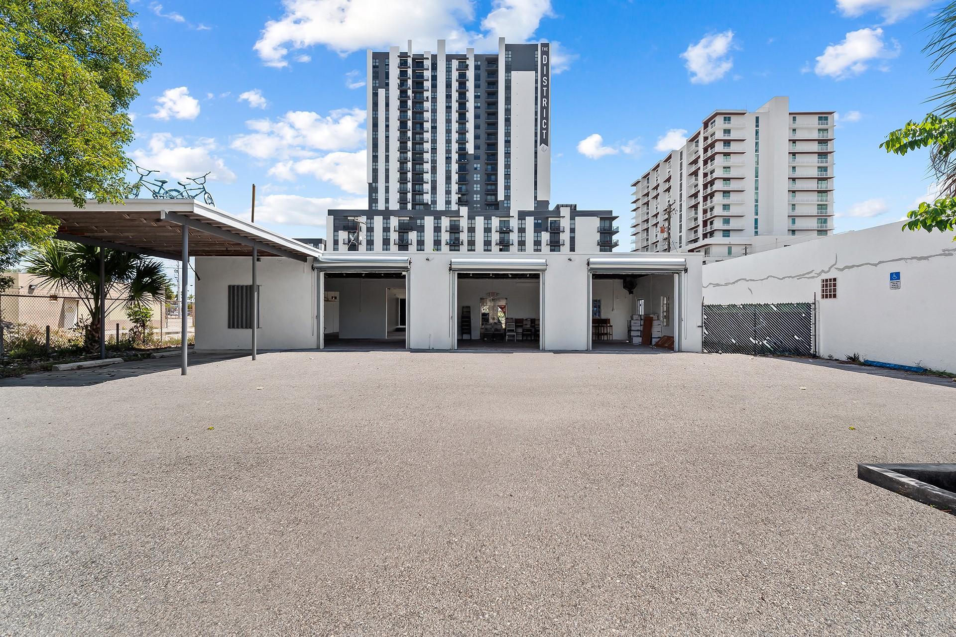 804 NE 4th Ave/805 NE 5th Ave & 810 NE 4th Ave.
A rare opportunity to own adjacent properties in Fort Lauderdale’s vibrant M.A.S.S. District of Flagler Village. Featuring fully approved F&B use—nearly impossible to obtain today—these flex buildings at 804 and 810 NE 4th Ave offer immense potential. Highlights include exposed wood beam ceilings, multiple garage doors, and rear parking or storage. 804 offers dual access, while 810 includes a large patio and backyard ideal for a bar or restaurant. Surrounded by major developments like Flagler Creative, The Hive, and the upcoming Searstown redevelopment, this location is walkable to apartments and Federal Hwy. Whether acquired together or separately, this is a rare chance to develop in one of Fort Lauderdale’s most dynamic neighborhoods.