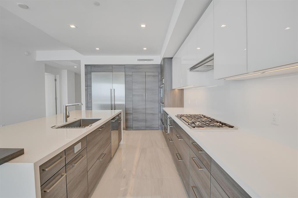 5000 NORTH OCEAN - Residential