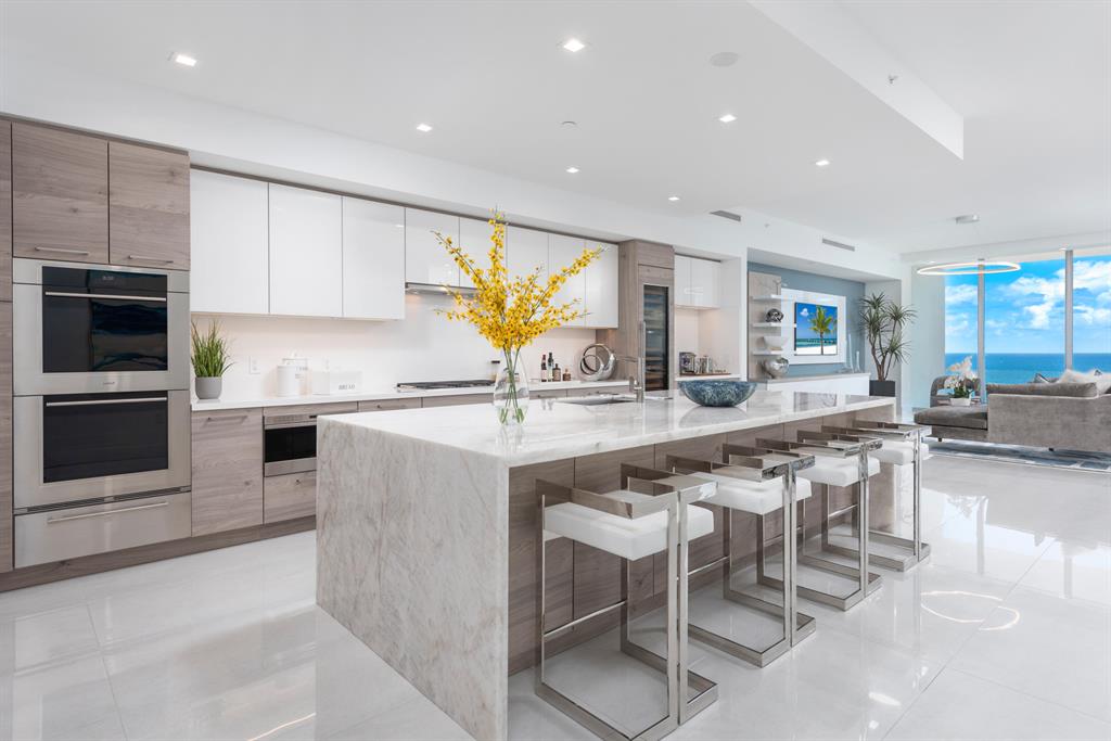 5000 NORTH OCEAN - Residential