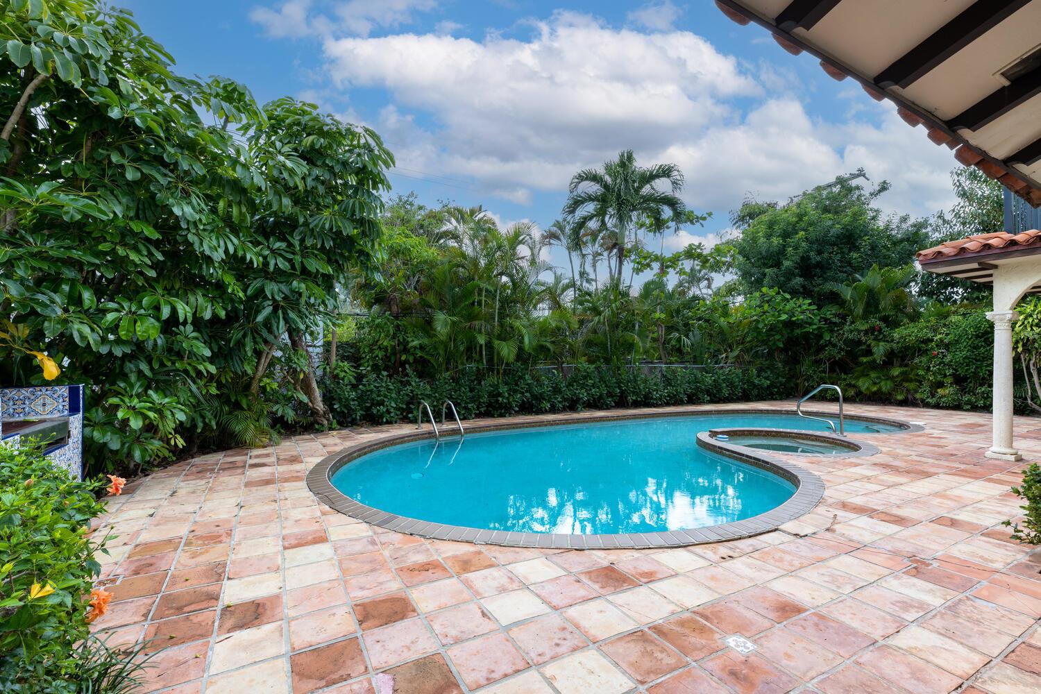 Poinciana Park - Land