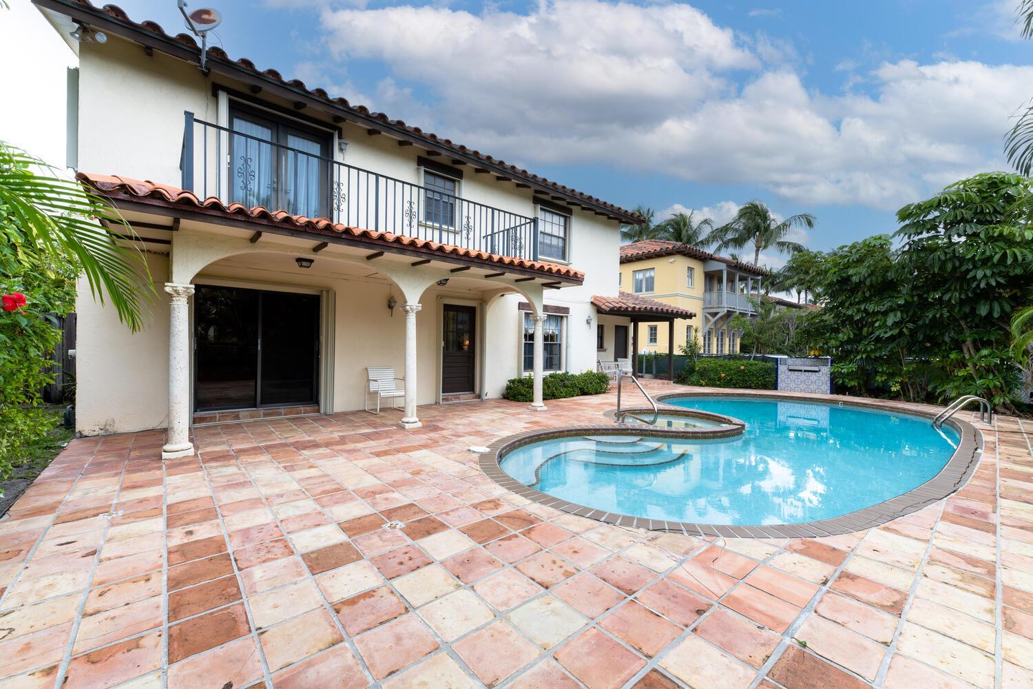 Poinciana Park - Land