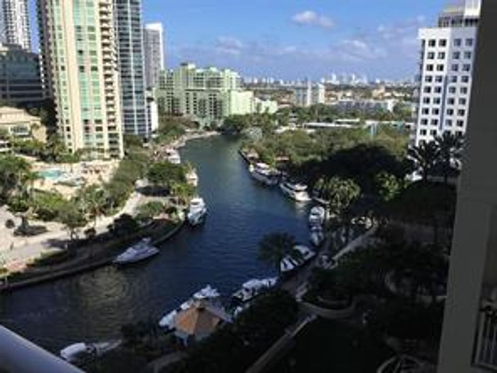 Photo of 511 SE 5TH Avenue #1419, Fort Lauderdale, FL 33301 (MLS # B26057146)