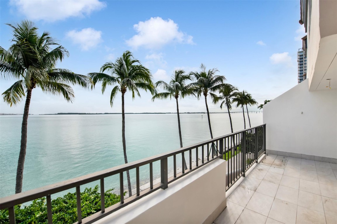 Brickell Key One - Residential